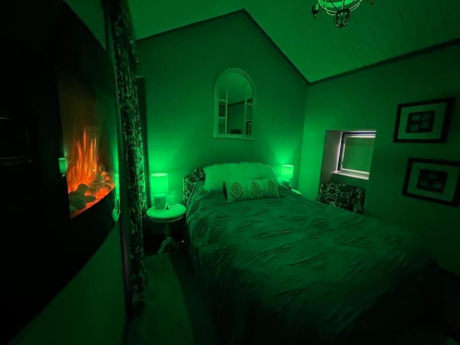 הוילה Unique Luxurious 17-Century Smart Chapel In Historical Center - Sintra Wow מראה חיצוני תמונה