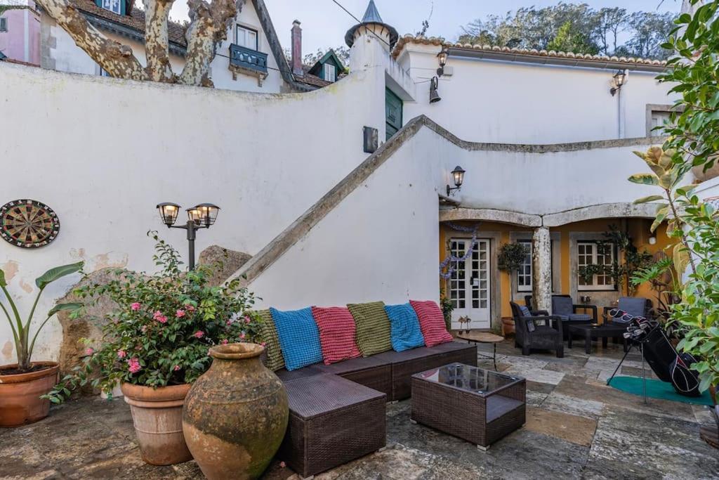 הוילה Unique Luxurious 17-Century Smart Chapel In Historical Center - Sintra Wow מראה חיצוני תמונה